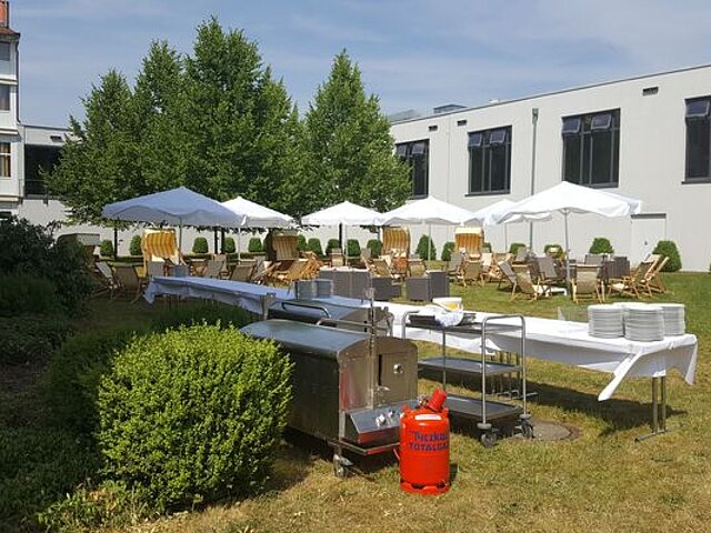 BBQ & Spanferkel